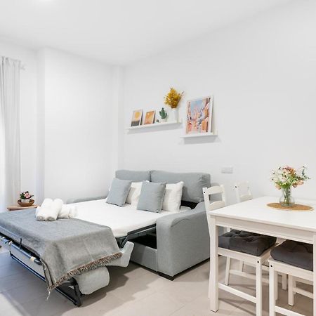 Wintowinrentals Superb New-Look Apartment 말라가 외부 사진