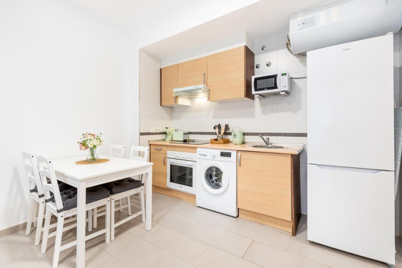 Wintowinrentals Superb New-Look Apartment 말라가 외부 사진
