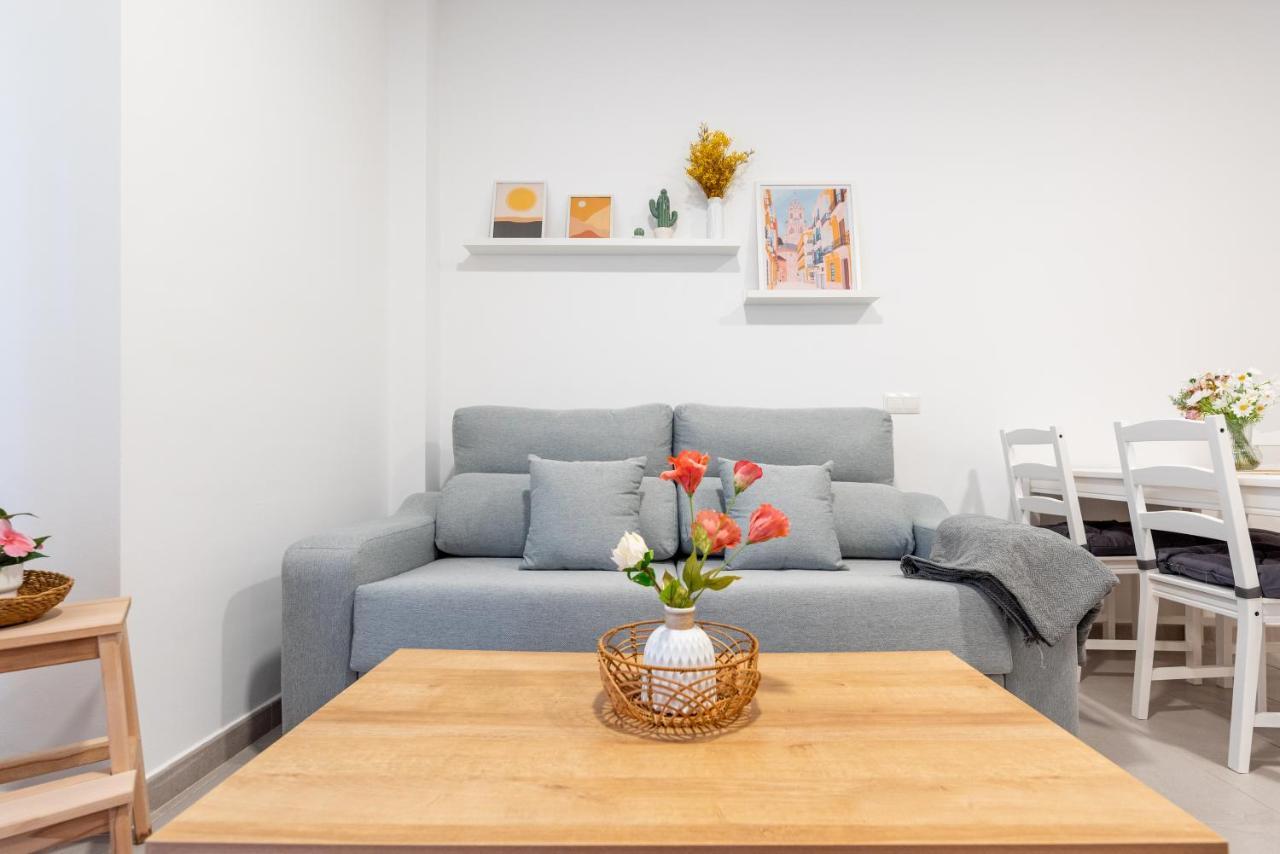 Wintowinrentals Superb New-Look Apartment 말라가 외부 사진