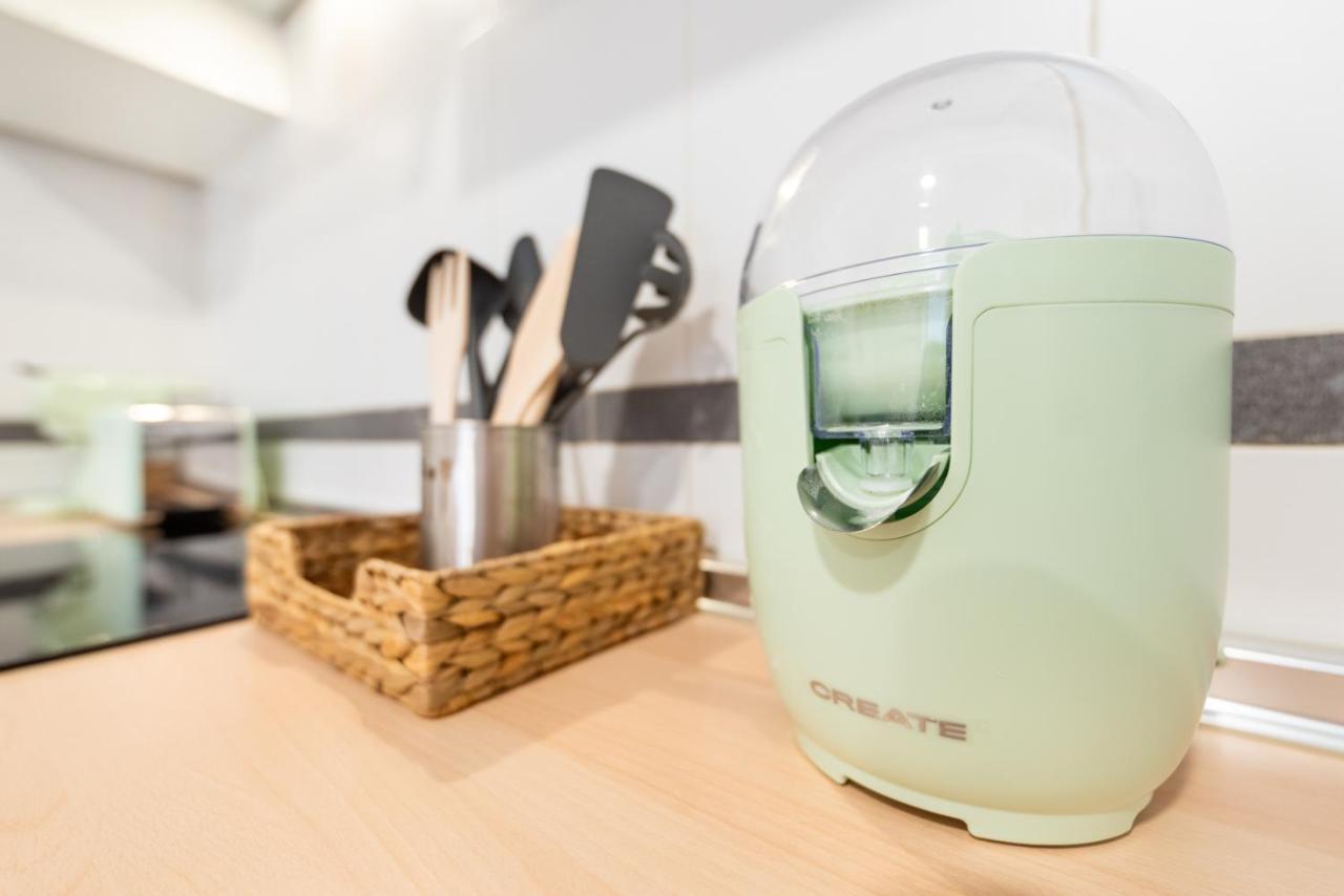 Wintowinrentals Superb New-Look Apartment 말라가 외부 사진