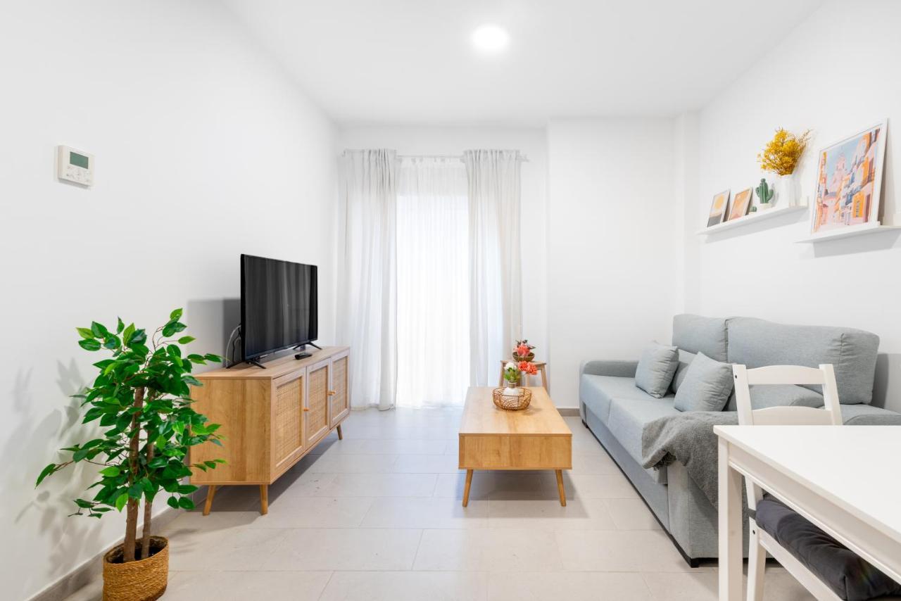 Wintowinrentals Superb New-Look Apartment 말라가 외부 사진