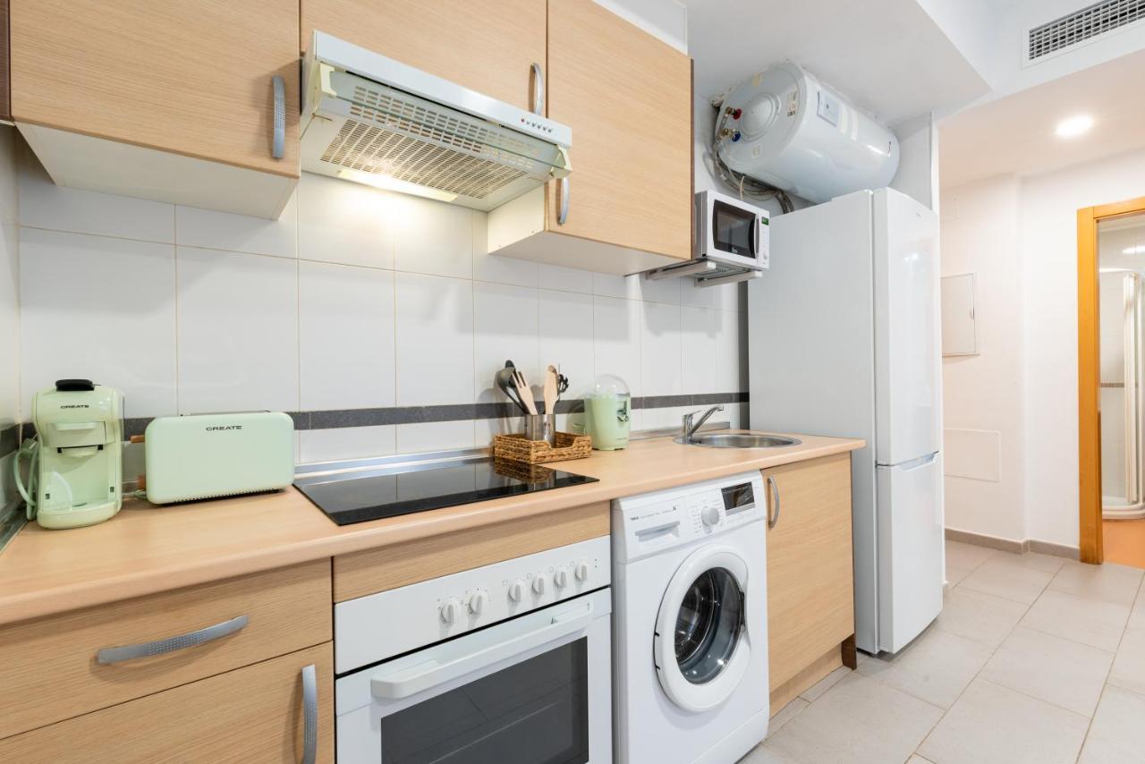 Wintowinrentals Superb New-Look Apartment 말라가 외부 사진